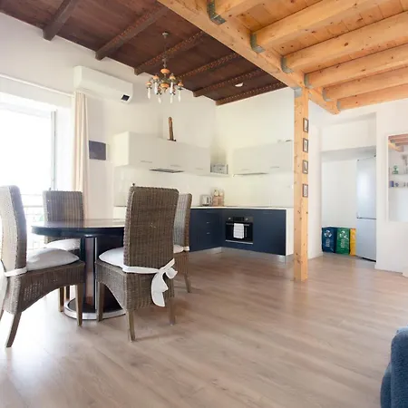Apartamento Levoasi 10 - Lake&mountains Escape